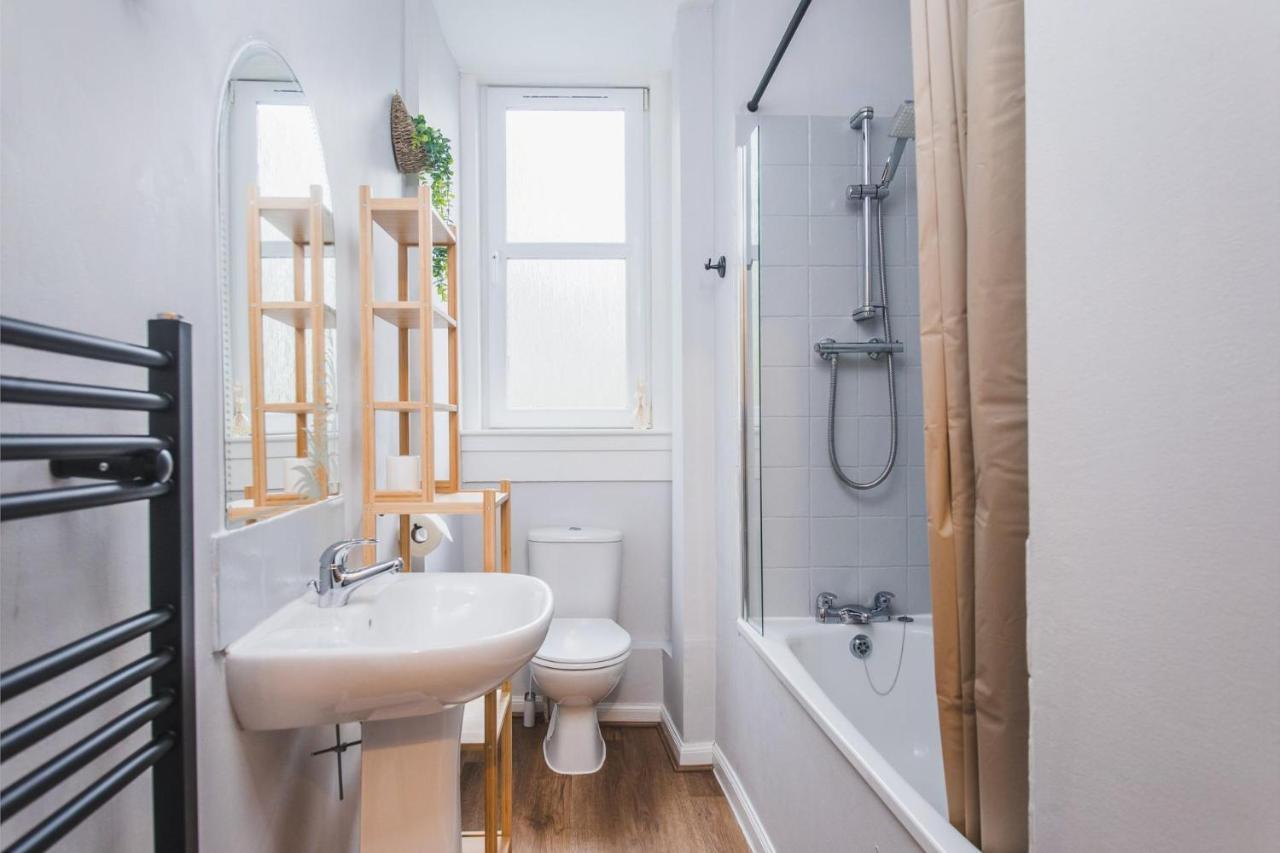 New Sleek 1Bd Edinburgh City Centre Stay Kültér fotó