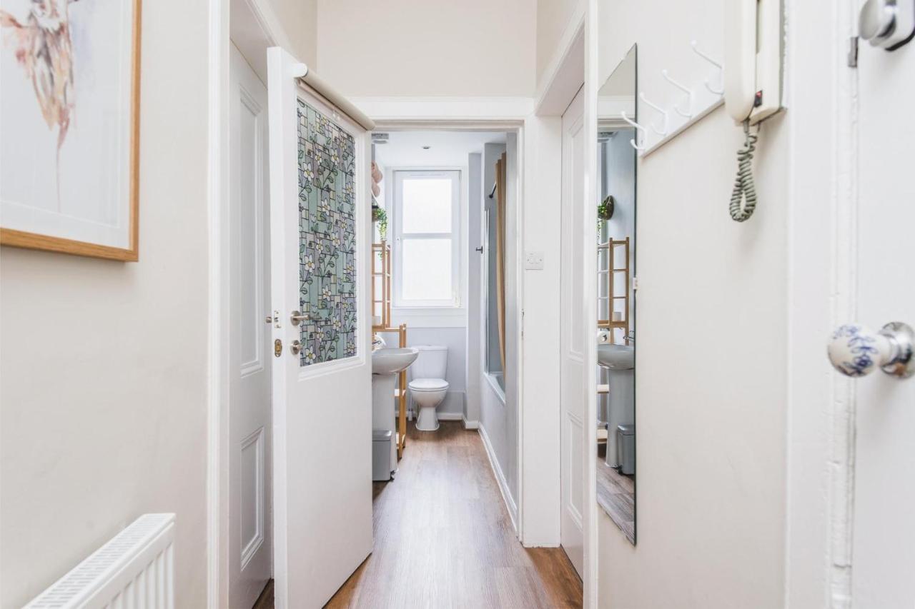 New Sleek 1Bd Edinburgh City Centre Stay Kültér fotó